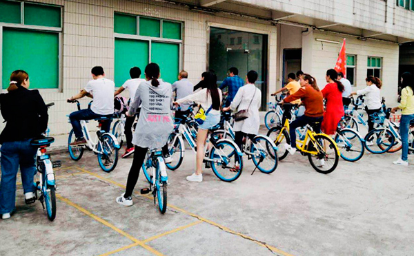 陽春三月，萬物復(fù)蘇，2018智彤第一次的春游